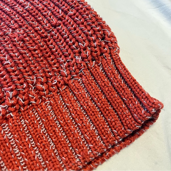 Women’s sweater size large - Picture 3 of 4